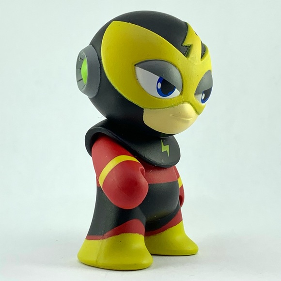 kidrobot Capcom Megaman Elec Man vinyl figure 3” 2015 Mini Series ElectMan Robot - Picture 7 of 13